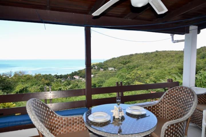 Halcyon Heights Condominium Dickenson Bay Bagian luar foto